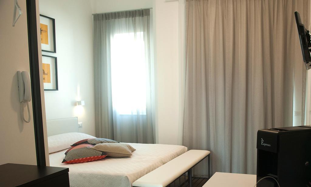 Via Del Faro Apartments Torre Canne Eksteriør billede